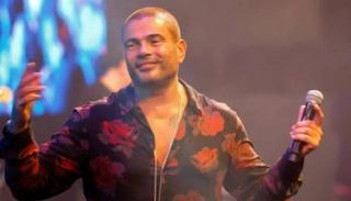 المطرب عمرو دياب