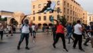 "مليشيا ورأس الفتنة".. خلافات أحزاب لبنانية تتصدر تويتر