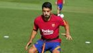 دليل جديد على قرب رحيل سواريز عن برشلونة