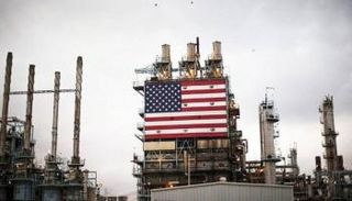 مخزونات الخام الأمريكية تهبط مخالفة التوقعات والنفط يصعد