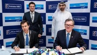 مراسم توقيع مذكرة التفاهم بين بنكي "الإمارات دبي الوطني" و"لئومي" 