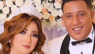 حمو بيكا مع عروسه ليلة الزفاف