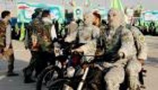 "فرق اقتحام" و"رضويون".. ماذا يحدث في إيران؟