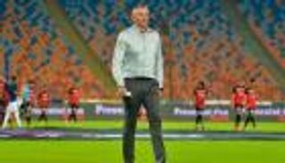 التعاون السعودي يعلن التعاقد مع كارتيرون ويبرئ آل الشيخ