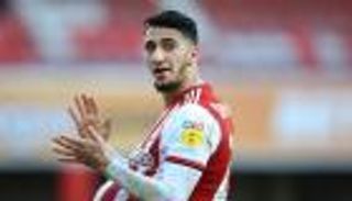 خطوة أخيرة تضع الجزائري بن رحمة على أعتاب الدوري الإنجليزي