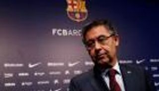 محدث.. برشلونة يرد على حملة سحب الثقة من بارتوميو
