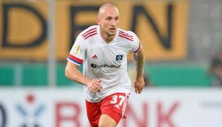  توني لايستنر مدافع فريق هامبورج العملاق