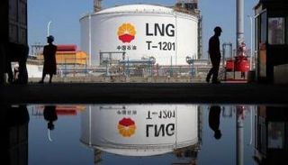 خزان لتخزين الغاز المسال يتبع بتروتشاينا - رويترز
