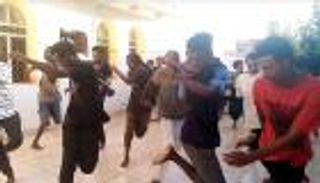 السجن لمسؤولي مركز فني في السودان..  والتهمة "إزعاج"