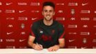 بالفيديو والصور.. ليفربول يعلن صفقته الثالثة بضم ديوجو جوتا