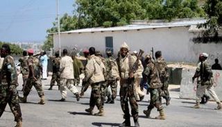 قوات من الجيش الصومالي تمشط إحدى القرى - أرشيفية