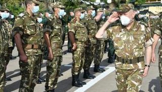 قائد أركان الجيش الجزائري في مقر الناحية العسكرية الثانية