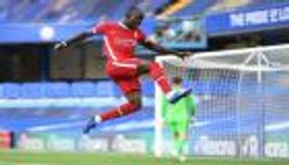 ماني يكبد تشيلسي أول بطاقة حمراء في عهد لامبارد