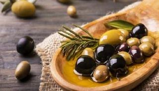 الزيتون يساعد في التحكم بمستويات السكر في الدم