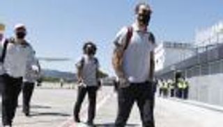 نحو انطلاقة الليجا.. عطل مفاجئ في طائرة ريال مدريد