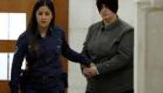 قضاء إسرائيل يسمح برحلة أخيرة لـ"مديرة" الاعتداء الجنسي بأستراليا