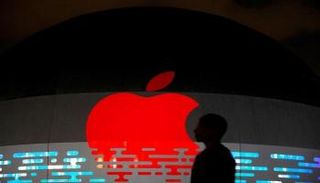 شعار شركة أبل - رويترز