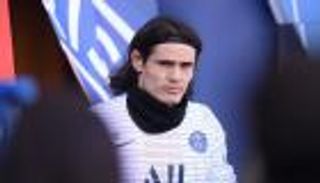 أتلتيكو يستبدل سواريز بكافاني "المنبوذ"