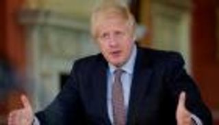 جونسون يدعو للعمل من المنزل ويُلمح لإجراءات أكثر صرامة