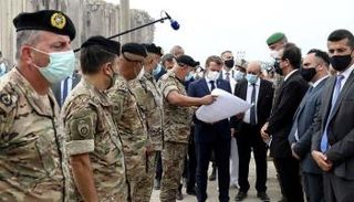 زيارة سابقة للرئيس الفرنسي إلى مرفأ بيروت