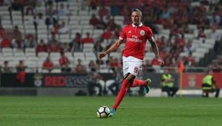 فيجسا لاعب الأهلي الجديد