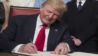 الرئيس الأمريكي دونالد ترامب - أرشيفية