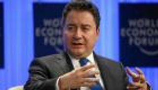 تركيا تحتاج لمخلصين.. خارطة طريق من باباجان لإنقاذ الاقتصاد