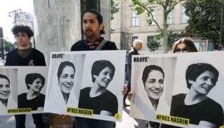 نشطاء يطالبون بإطلاق ستودة في باريس - أرشيفية