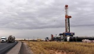  منصة نفطية في حوض بيرميان بالولايات المتحدة - رويترز 