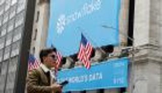 ارتفاع مفاجئ بطلبات إعانة البطالة يضرب الأسهم الأمريكية