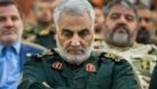 وفاة مدير مكتب قاسم سليماني.. "كيماوي" صدام المتهم