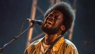 المغني البريطاني مايكل كيوانوكا