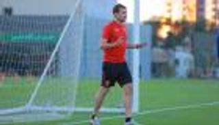 جنة أوروبا تقرب فايلر من توديع الأهلي المصري