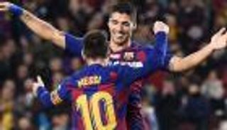 سواريز يرد على رسالة ميسي.. ويتعهد بقيادة أتلتيكو مدريد للألقاب