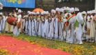 احتفالات إثيوبيا بـ"عيد الصليب".. مهرجان ديني في ثوب وطني