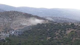 الاشتباكات وقعت في منطقة وادي خالد قرب الحدود مع سوريا