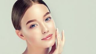 بشرة خالية من الشوائب 