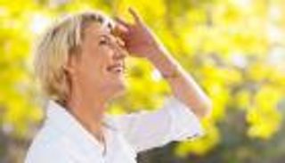 اشحن مخزون جسمك من هذا الفيتامين بعد الخمسين