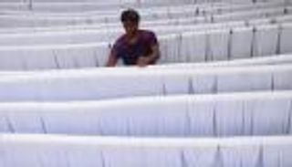 نسيج الموسلين.. حرفة يدوية في حالة موت بطيء ببنجلاديش