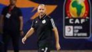 فارس في خطر.. بلماضي يجهز مدافعا جديدا لدعم منتخب الجزائر