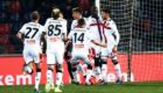 14 إصابة.. لعنة كورونا تهدد الدوري الإيطالي من بوابة جنوى