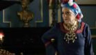 عارفة عبدالرسول ترد على "جدل المايوه": "سيبوني أدخل النار"