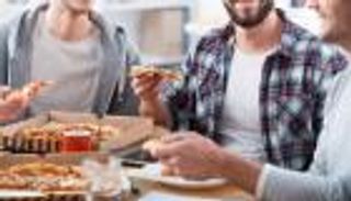 6 سلوكيات غذائية مضرة بالصحة.. انتبه إلى الشاي