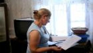 كورونا يؤجج آفة العنف الأسري في ألبانيا.. مفكّات وسكاكين  