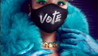 نجوم هوليوود يرتدون ملابس تشجع على التصويت