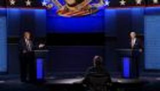 "الانتقال لكندا" هربا من شظايا ترامب وبايدن