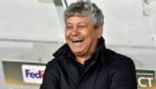 "لوشيسكو الأب" يكتب التاريخ في دوري أبطال أوروبا