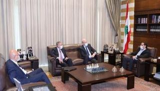 رؤساء الحكومات اللبنانية السابقة سعد الحريري وفؤاد السنيورة وتمام سلام ونجيب ميقاتي