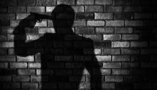 أقدم على الانتحار لمروره بضائقة مالية