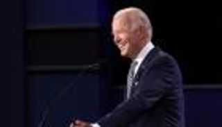 "إن شاء الله".. هل سخر بايدن من ترامب بالعربية؟